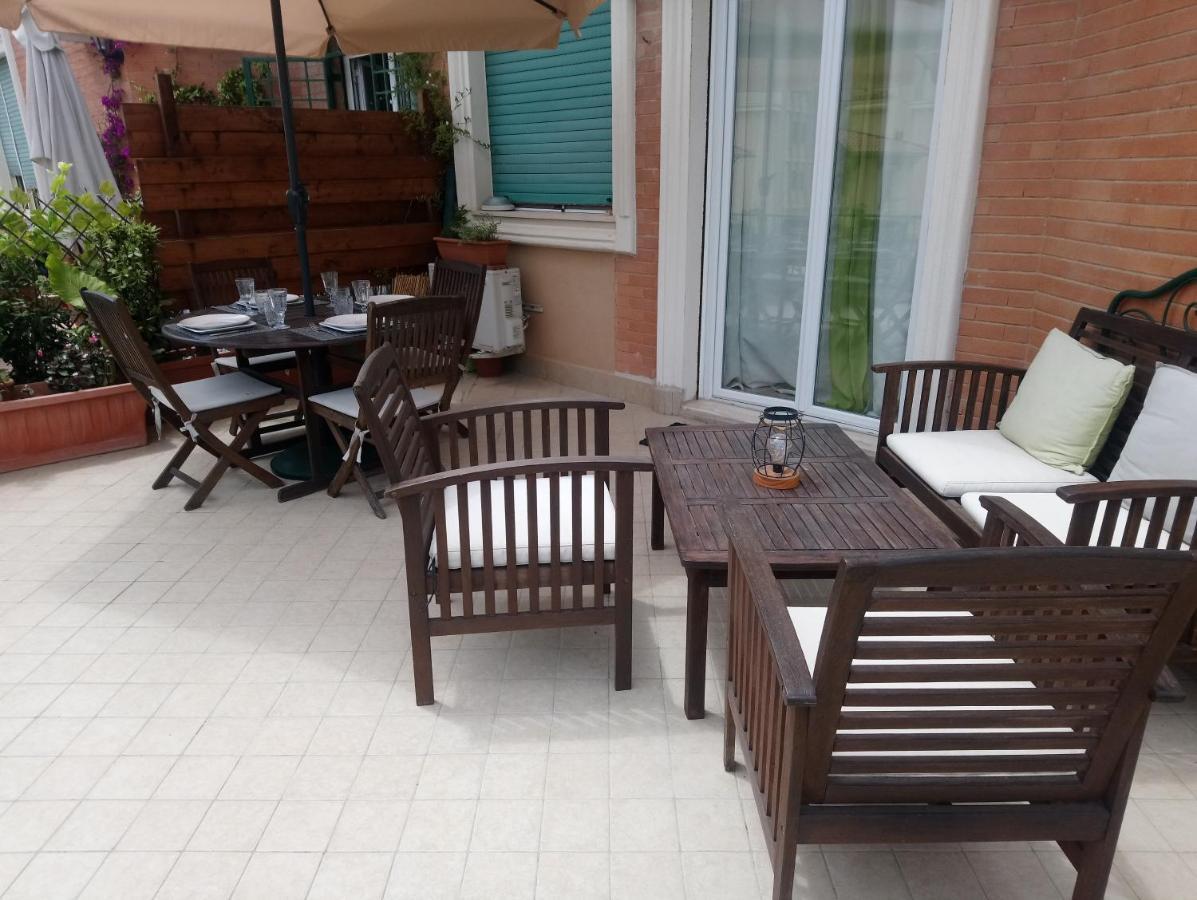 Ostia Bed And Beach Екстериор снимка