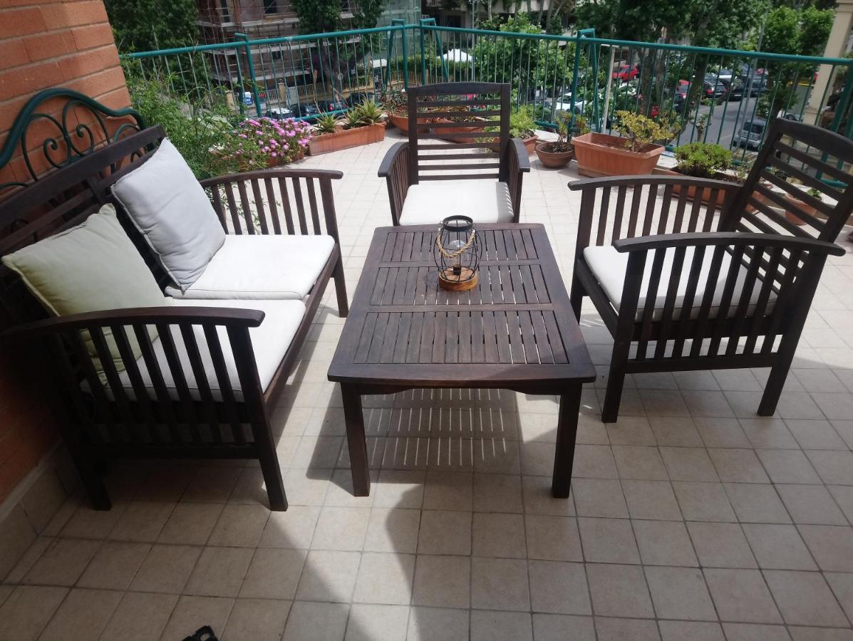 Ostia Bed And Beach Екстериор снимка