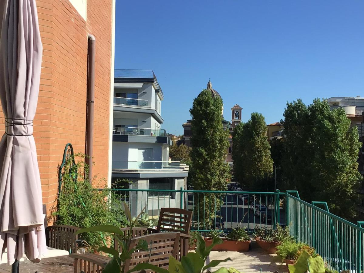 Ostia Bed And Beach Екстериор снимка